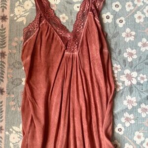 Lace-Trim V-Neck Camisole - Rust